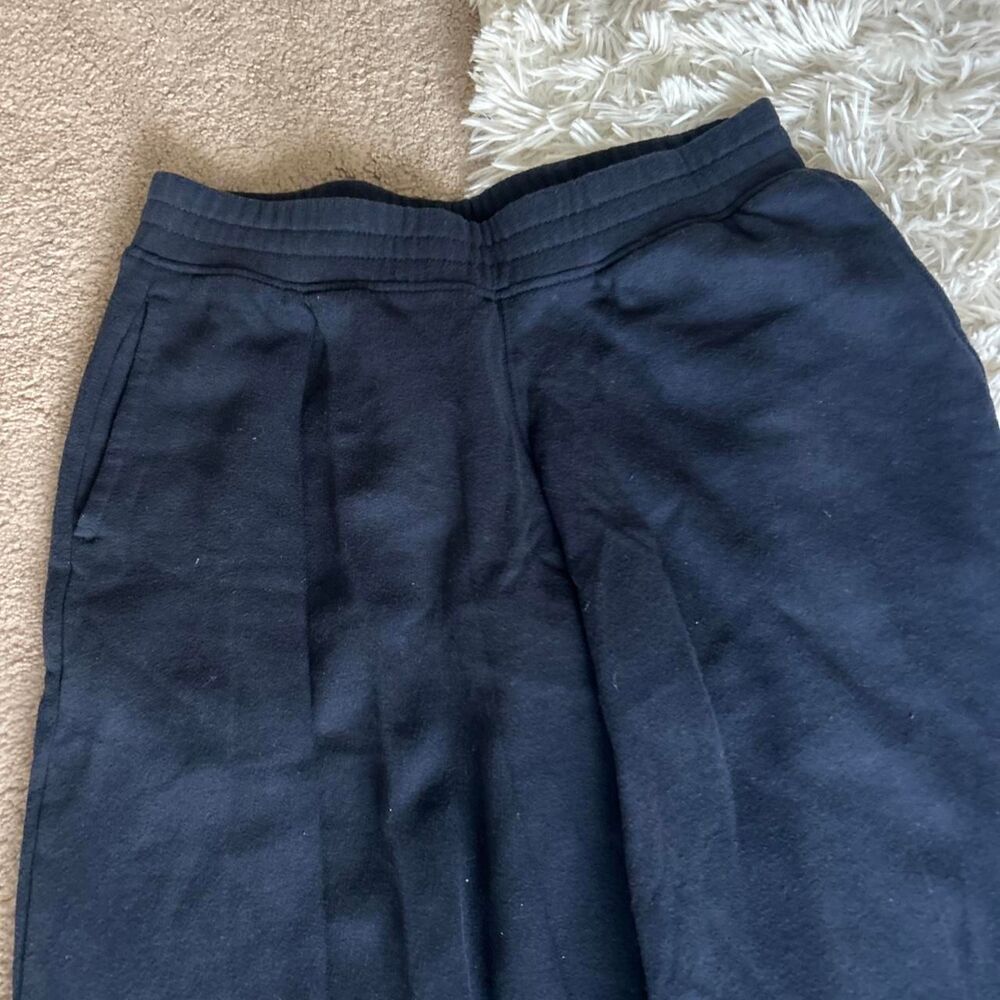Hollister-co Women's Black and Navy Joggers-tracksuits - Picture 2 of 3